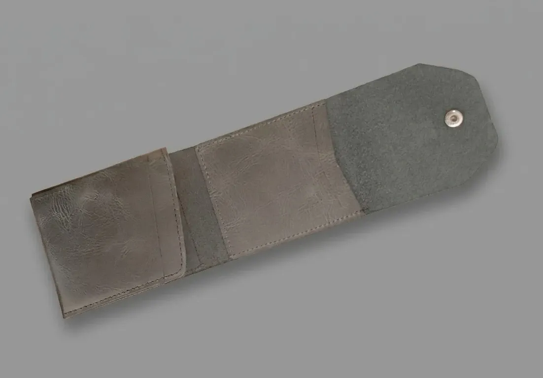 Hakiki Deri Erkek Cüzdanı – Minimalist & Şık Tasarım 5